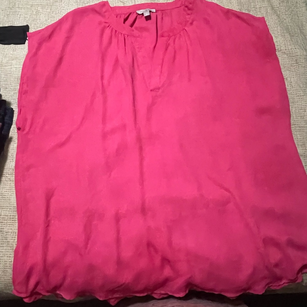 Dress sleeveless shirt